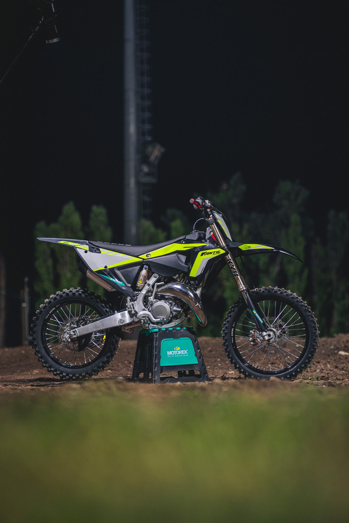 FANTIC XX125 MY24 BLACK EDITION