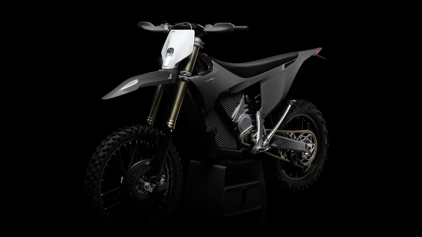 2025 VARG EX, FOREST GREY, HAND BRAKE, TITANIUM FOOTPEGS