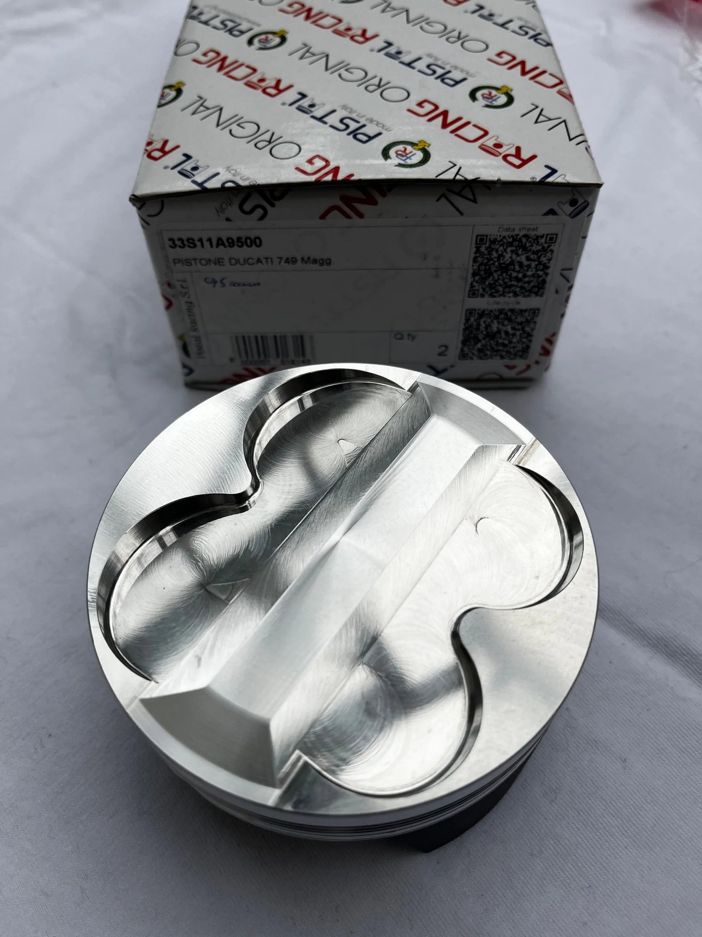 Pistal 833cc Big Bore Piston and Rings kit for a Ducati 749 (58.8 stroke)